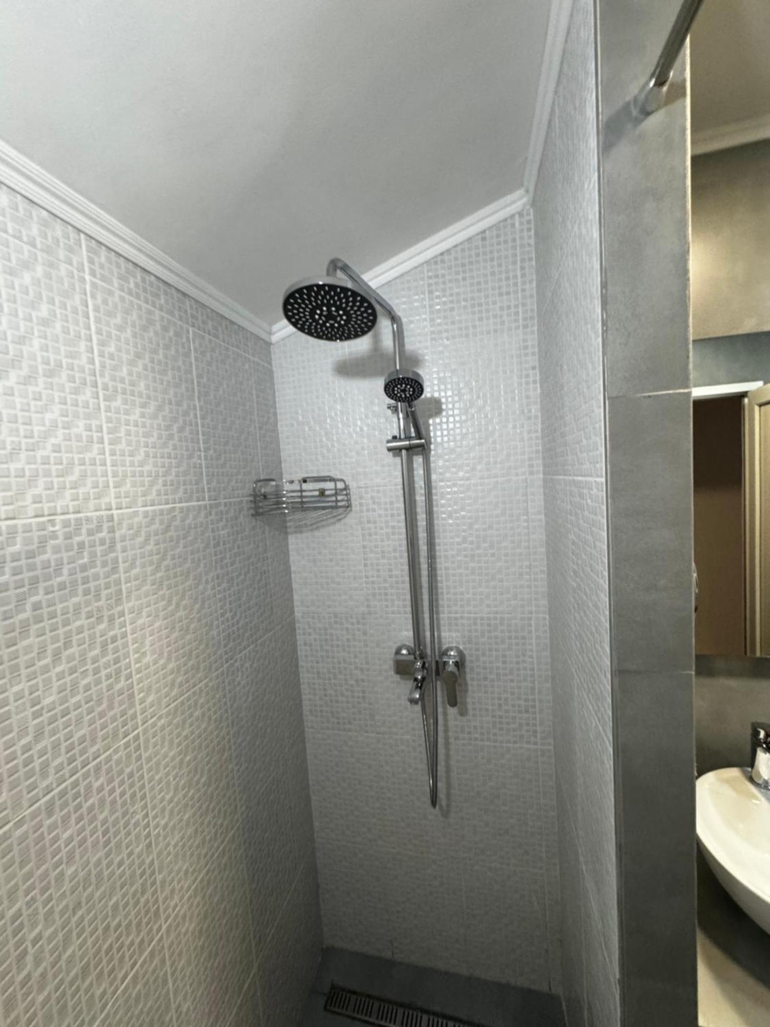 Guesthouse Vila Tamburic Бечичі Екстер'єр фото