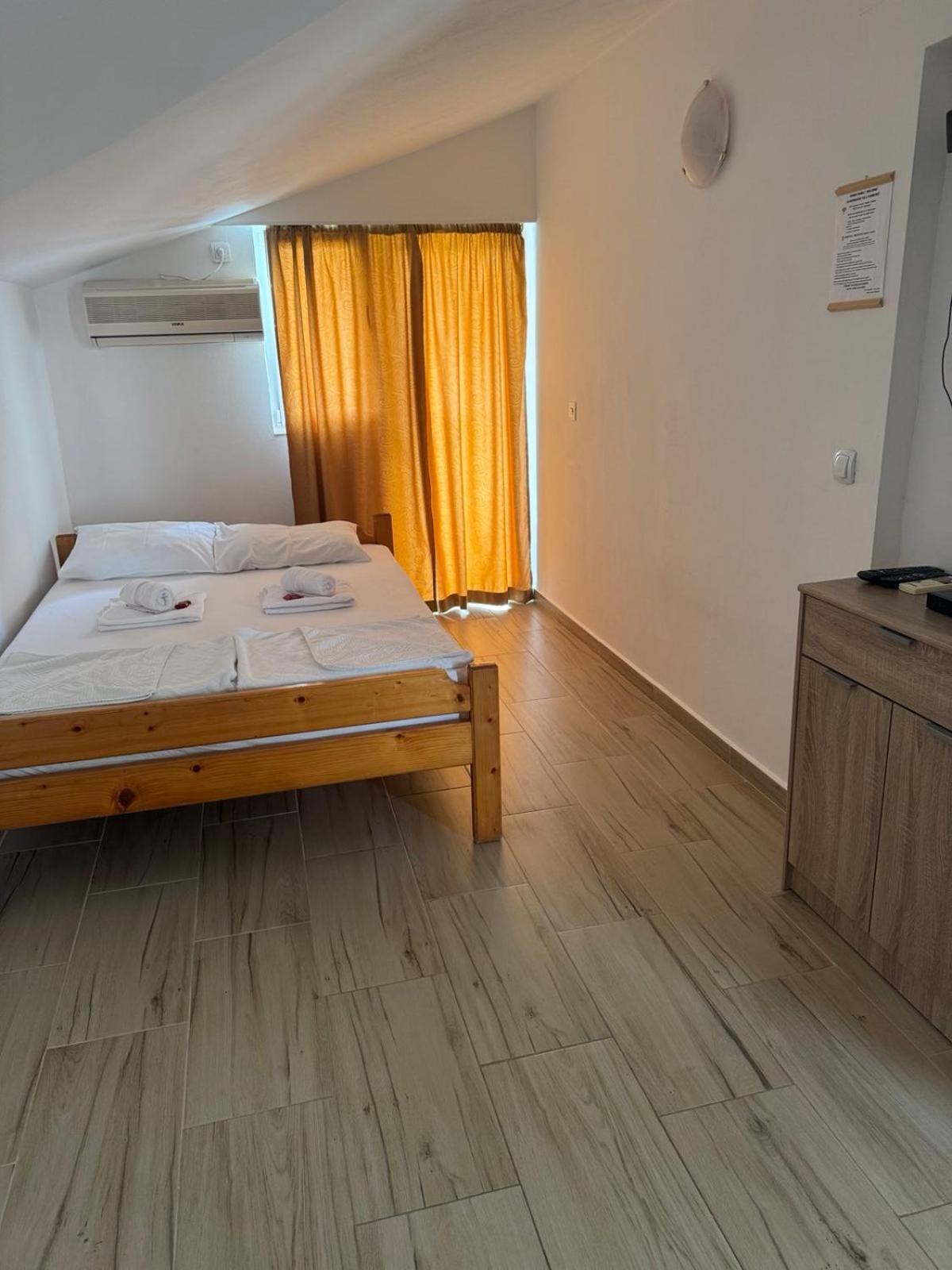 Guesthouse Vila Tamburic Бечичі Номер фото